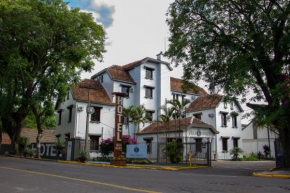 Отель Hotel Villa Souza Ltda  Санта-Крус-Ду-Сул